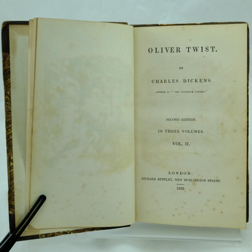 charles dickens oliver twist book